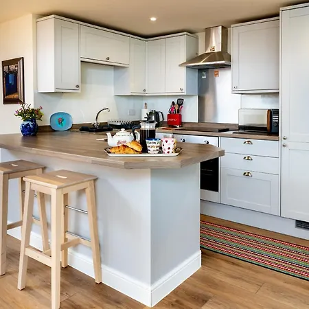 Finest Retreats - Number Seven